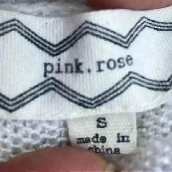 🦋PINK ROSE Crew Neck 3/4 Sleeve Striped Sweater - Picture 4 of 8